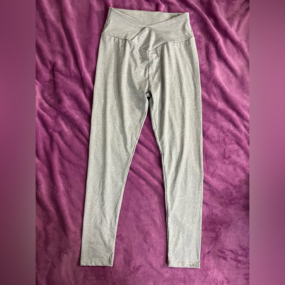 V shape leggings